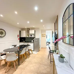 81 - Luxe Sebastopol Apartamento